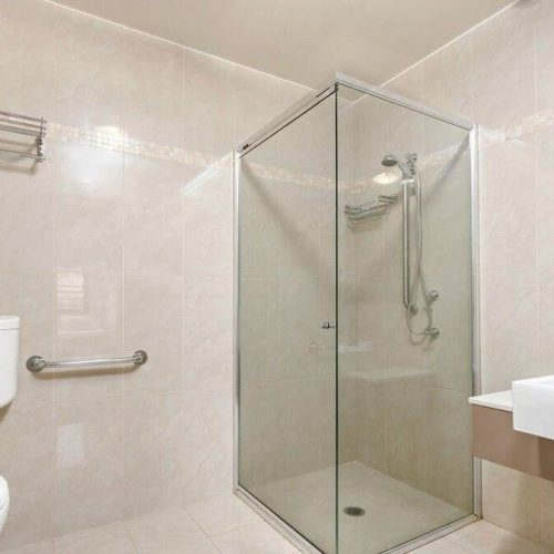 Aspen Chalet, Smiggins - Bathroom-sns