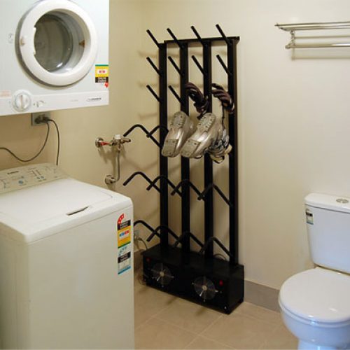 Aspen Chalet, Smiggins - Laundry facilities