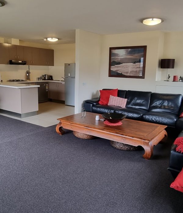 Aspen Chalet, Smiggins - Lounge, Dining, Kitchen_0